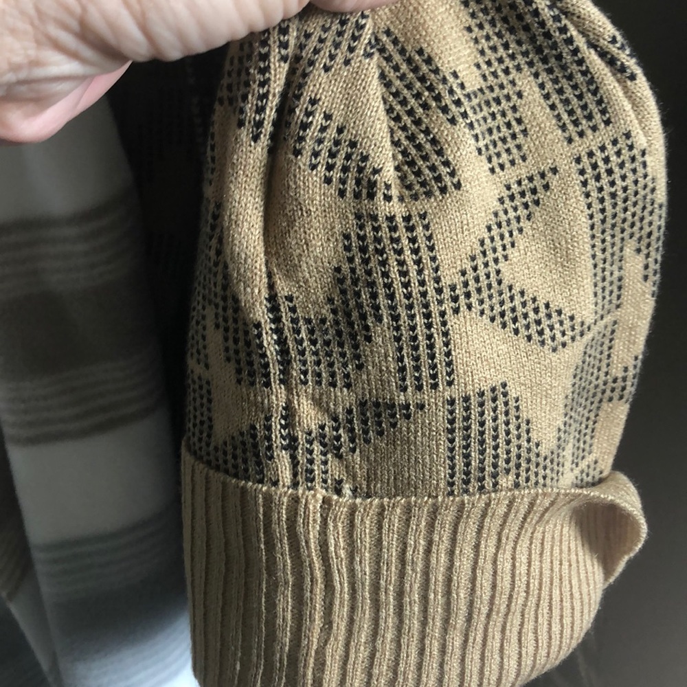 MK toboggan and scarf set